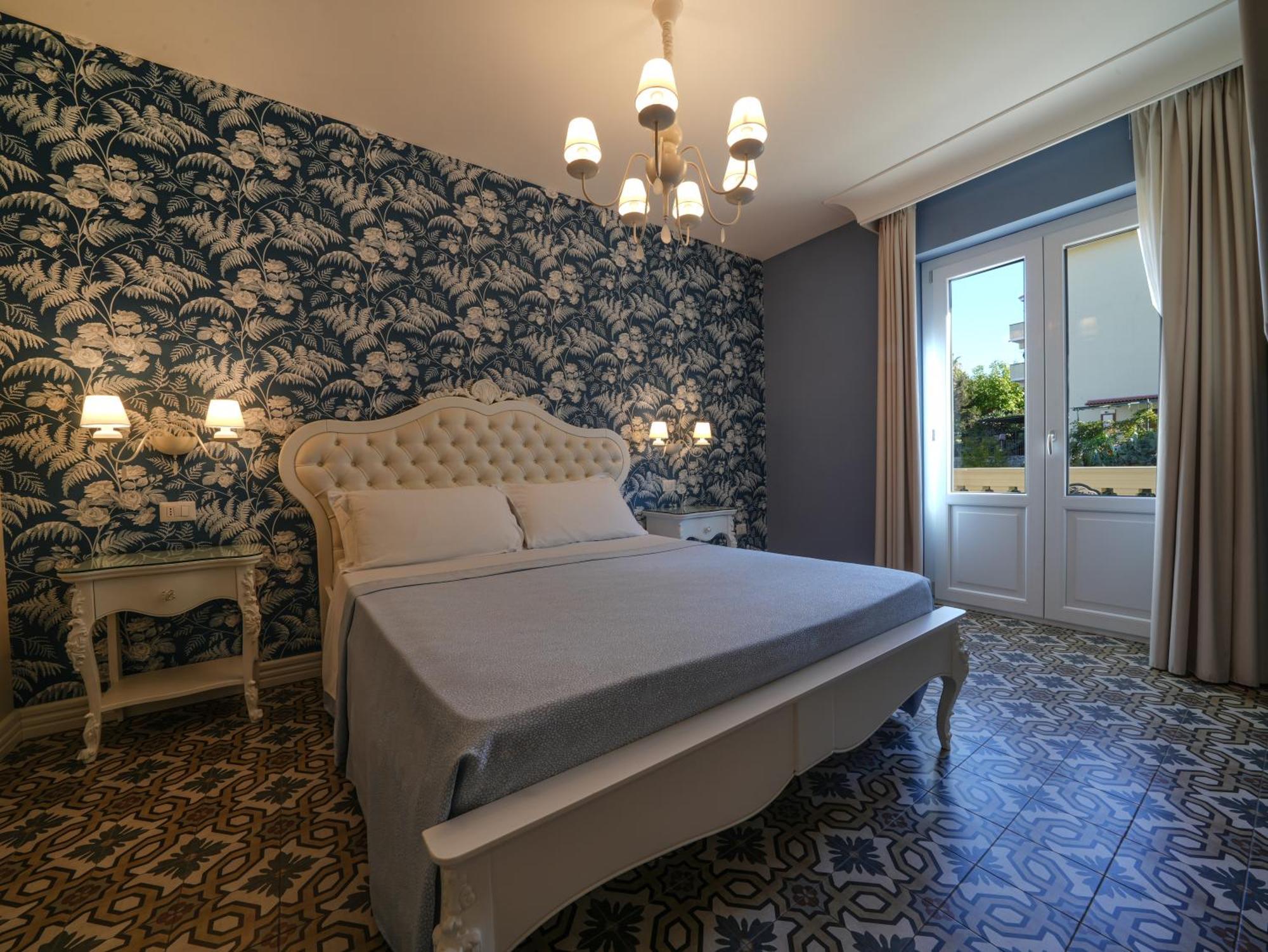 Sui Generis Tropea Luxury Rooms Ngoại thất bức ảnh