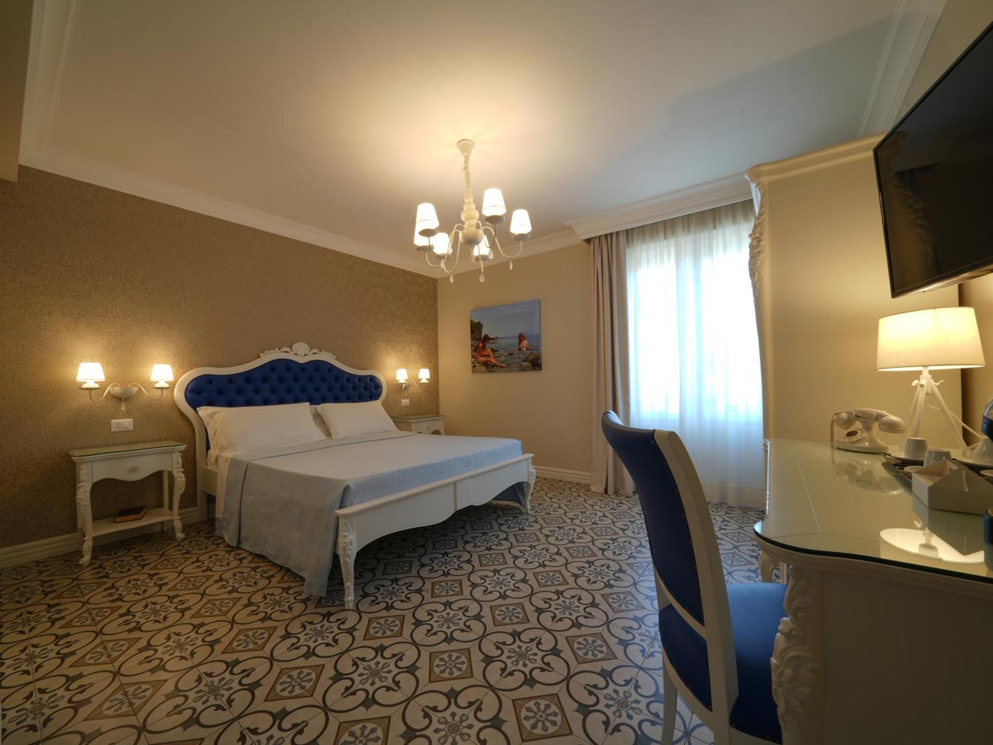 Sui Generis Tropea Luxury Rooms Ngoại thất bức ảnh