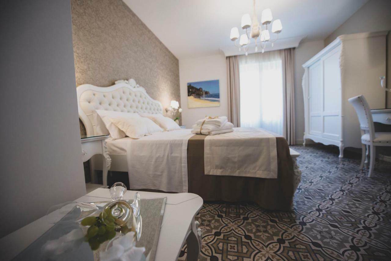 Sui Generis Tropea Luxury Rooms Ngoại thất bức ảnh