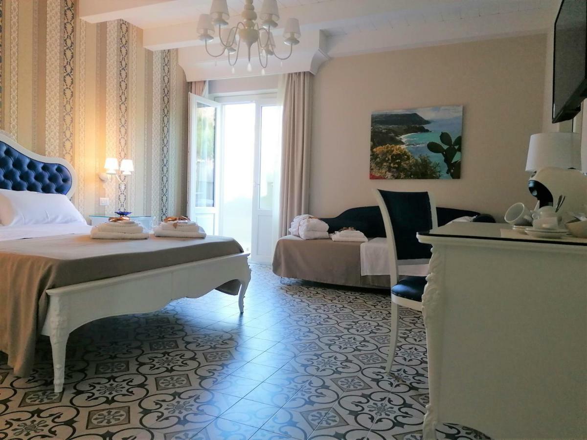Sui Generis Tropea Luxury Rooms Ngoại thất bức ảnh