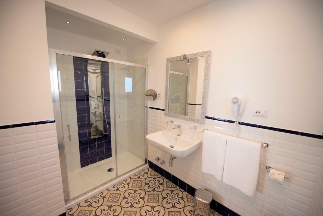 Sui Generis Tropea Luxury Rooms Ngoại thất bức ảnh